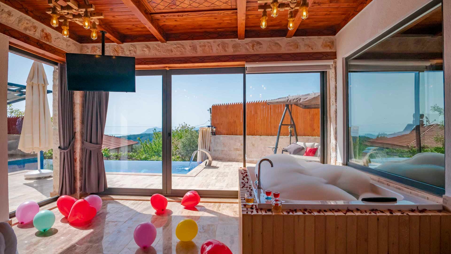 Villa Nasuh Korunaklı Havuz 44