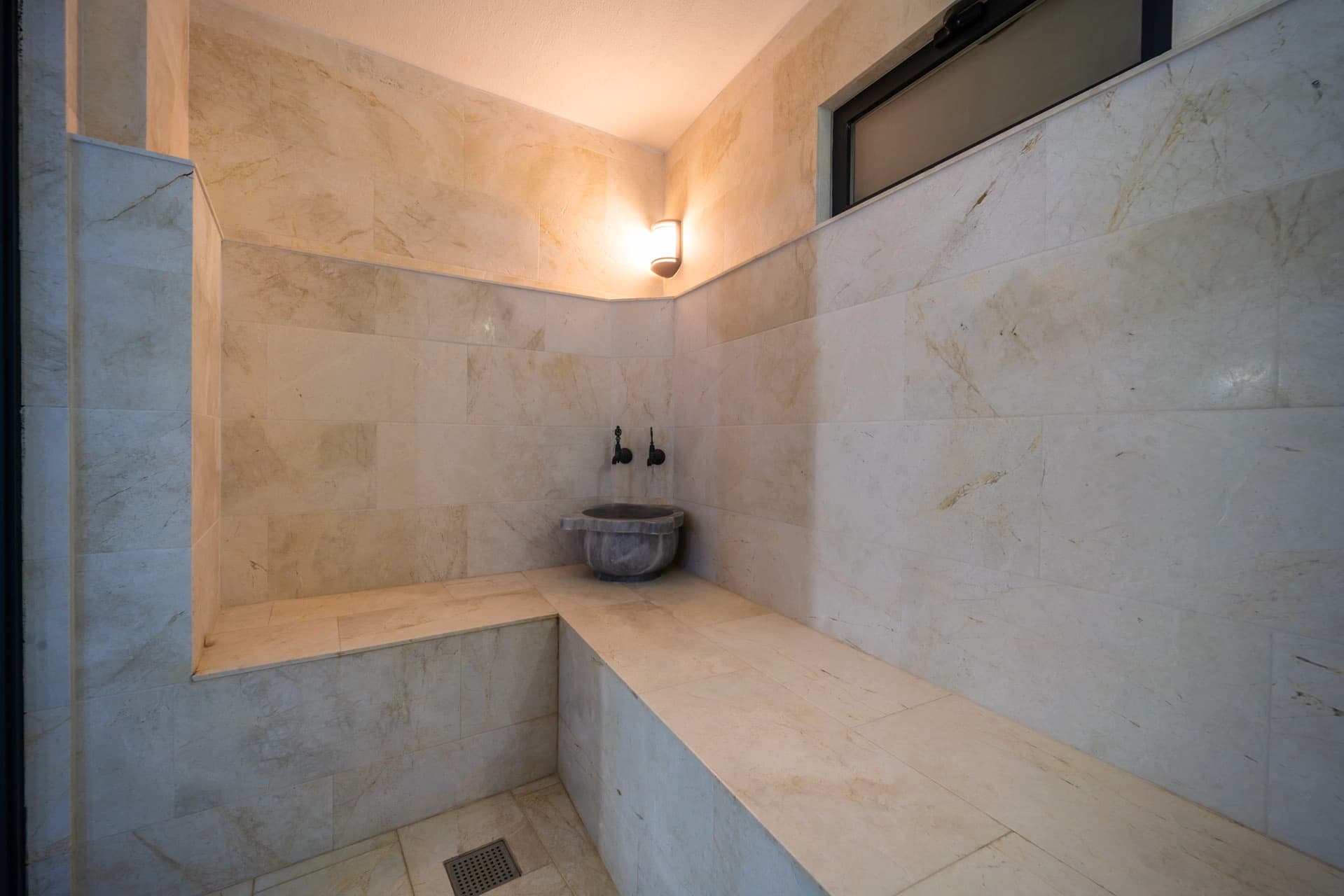 Villa Everest Korunaklı Havuz 18