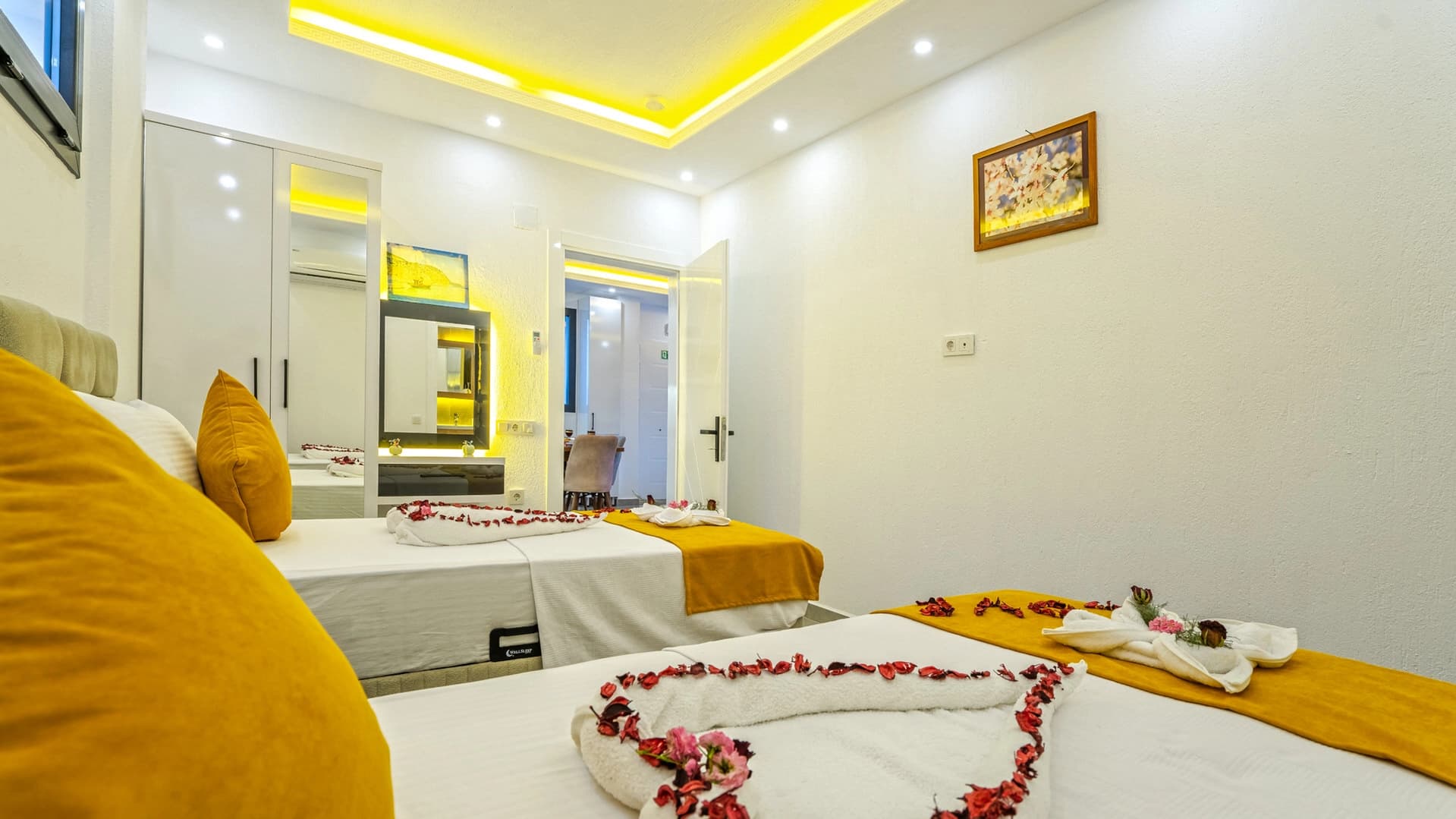 Villa Ela Ece Korunaklı Havuz 80