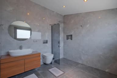 Villa Alişen 1 Korunaklı Havuz 81