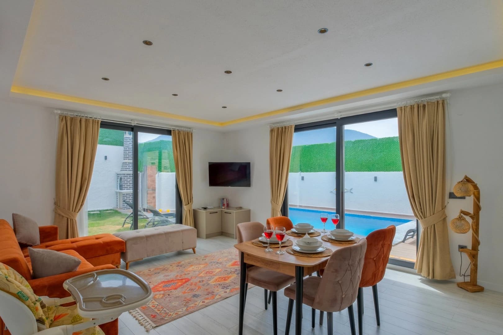 Villa Sitrin 1 Korunaklı Havuz 95