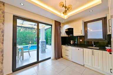Villa Gold Rose Özel Havuzlu 40