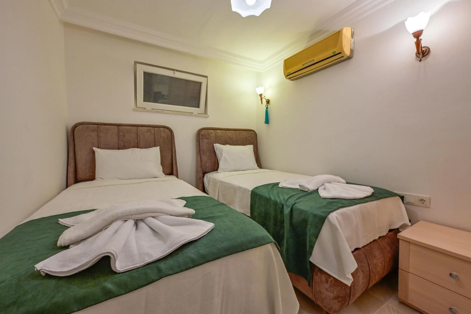 Villa Massimo Korunaklı Havuz 32