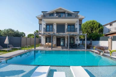 Villa Lore A Korunaklı Havuz 29