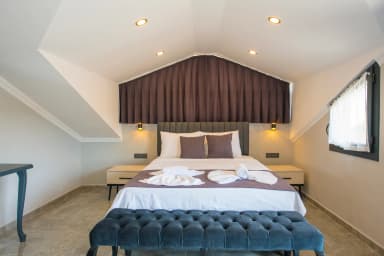 Villa Lore A Korunaklı Havuz 25