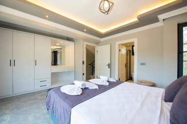 Villa Lore A Korunaklı Havuz 73