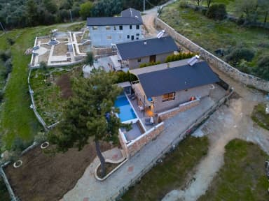 Villa Ayza Korunaklı Havuz 83