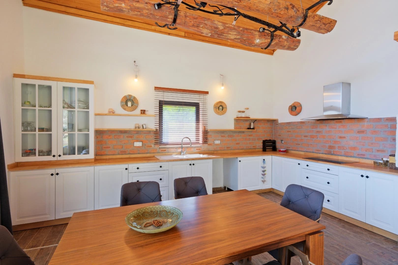 Villa Ayza Korunaklı Havuz 77