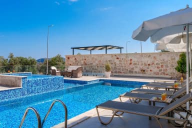 Villa Antares Premium Çocuk Havuzu 52