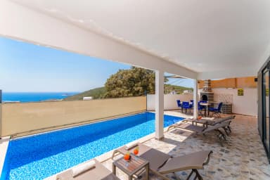 Villa Şato Buket Korunaklı Havuz 47