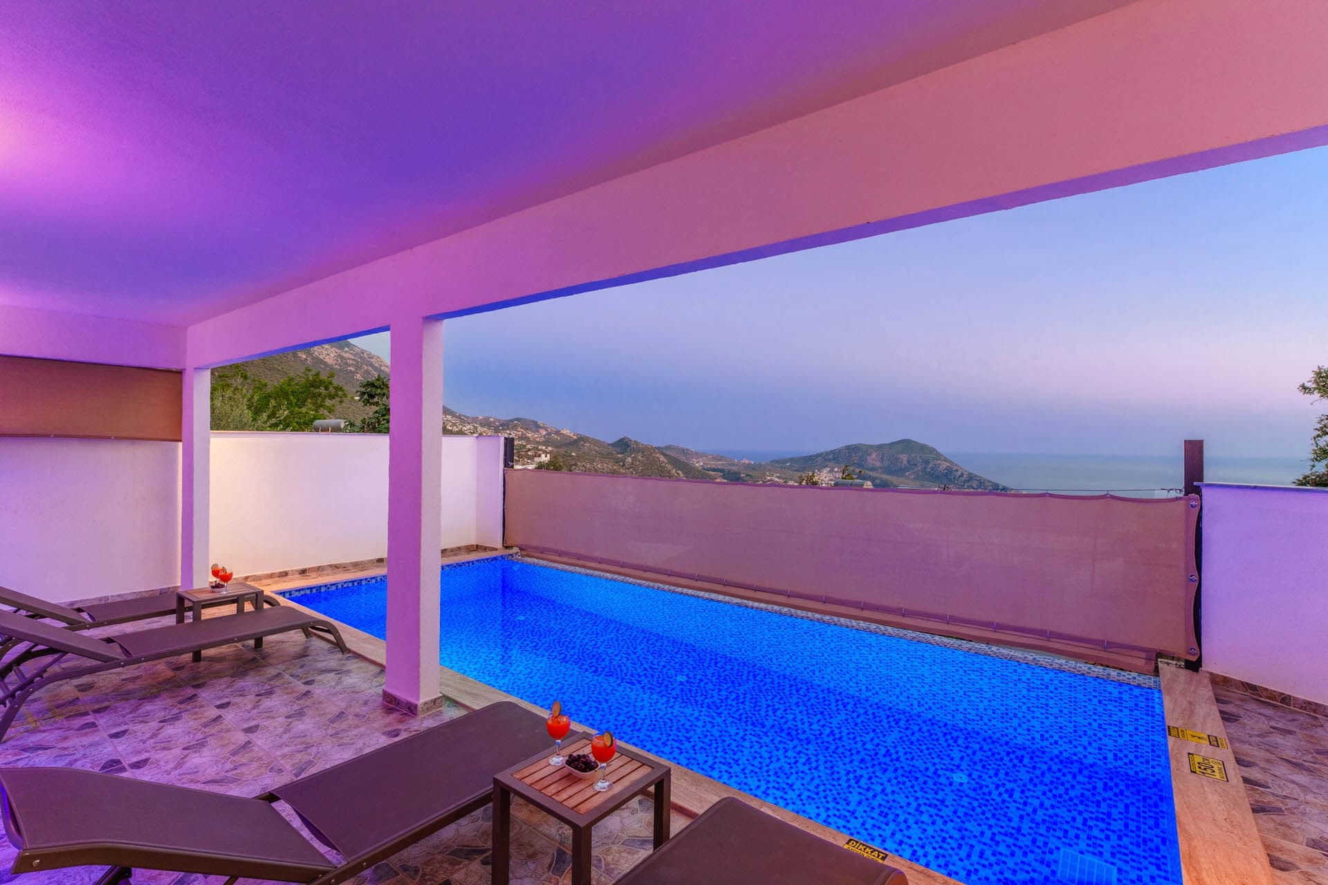 Villa Şato Buket Korunaklı Havuz 89