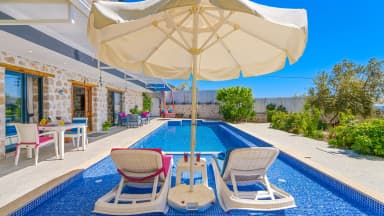 Villa Emma Korunaklı Havuz 21