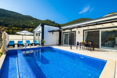 Villa Seher Korunaklı Havuz 28