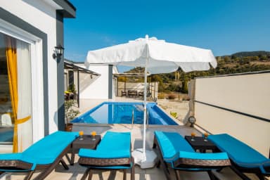 Villa Seher Korunaklı Havuz 56