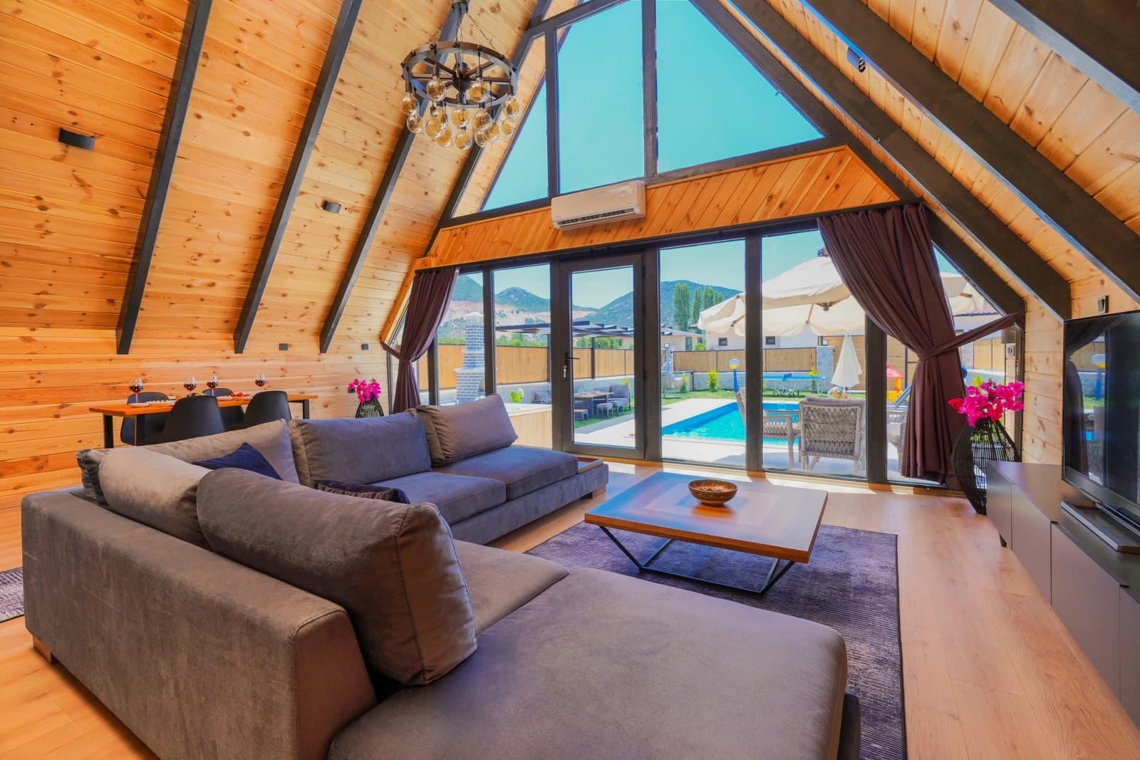 Villa Aslan Bungalov Korunaklı Havuz 87