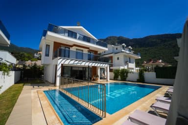 Villa Prestige B Özel Havuzlu 13