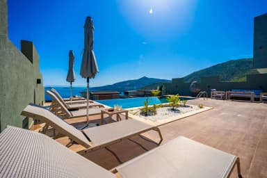 Villa Aura E Özel Havuzlu 43