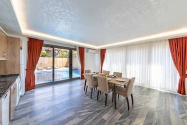 Villa Doğa Palace Korunaklı Havuz 98