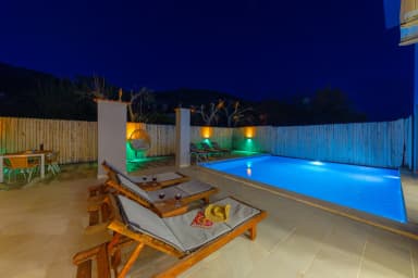 Villa Doğa Palace Korunaklı Havuz 14