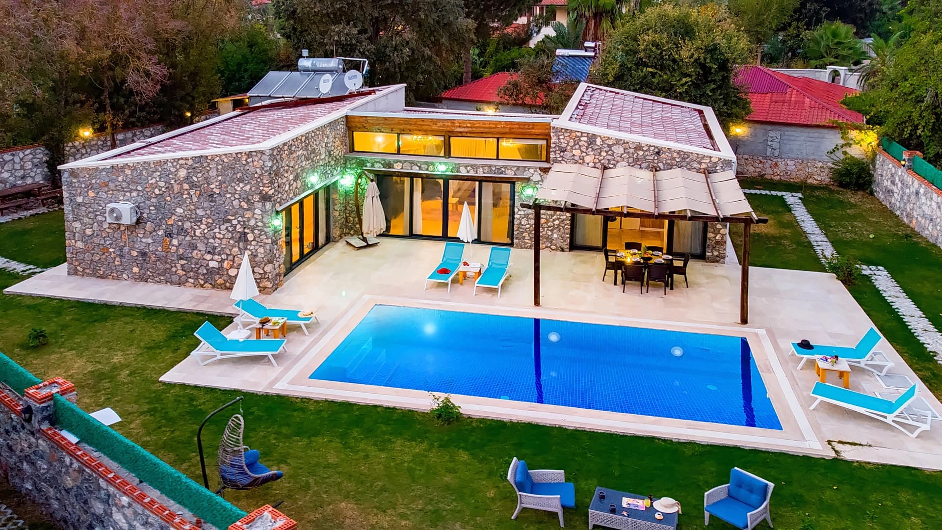 Villa Eterna Korunaklı Havuz 51