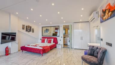 Suite Manzara 1 Özel Havuzlu 96