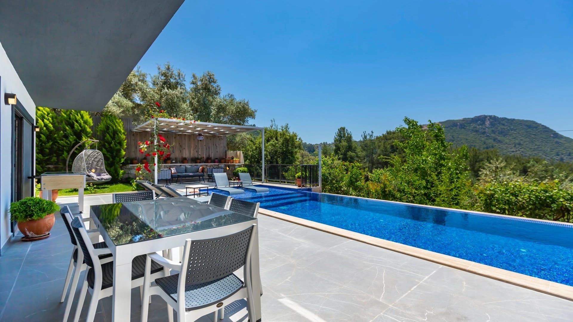 Villa Melida Korunaklı Havuz 29