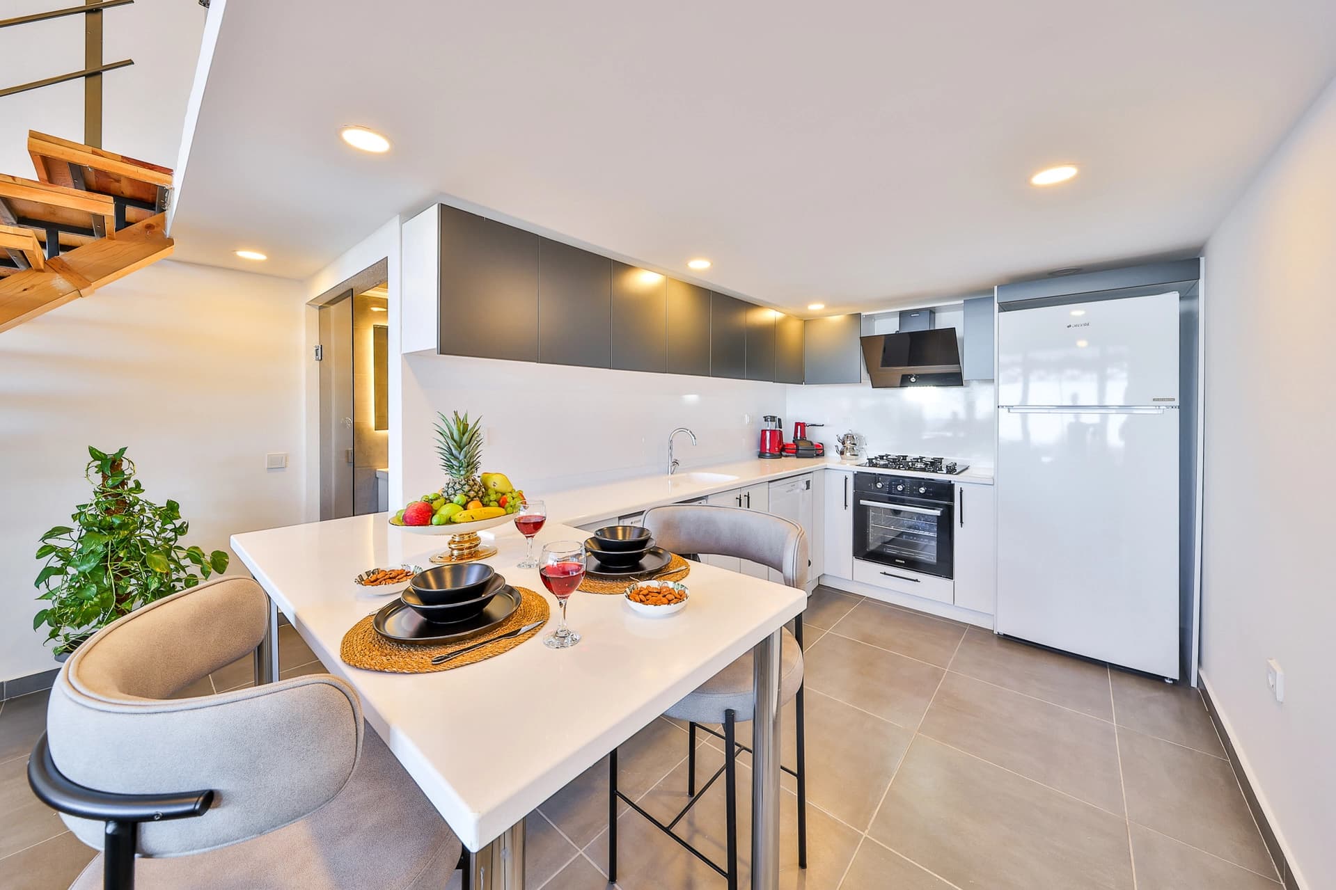 Apart Begonya Kalkan 25