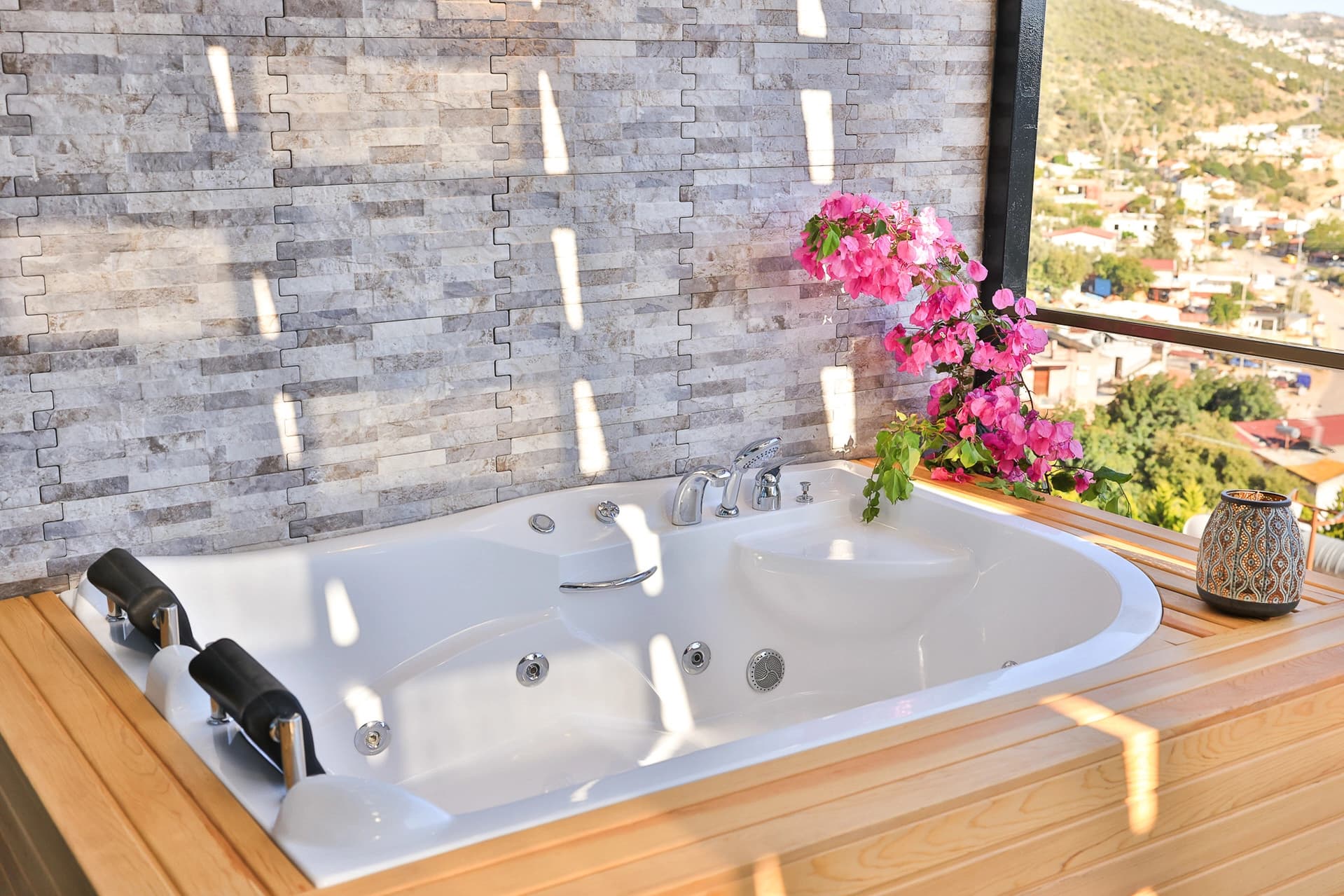 Apart Begonya Kalkan 65