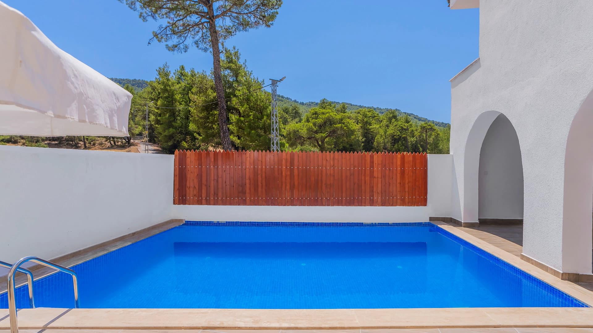 Villa Ceyhan Korunaklı Havuz 85