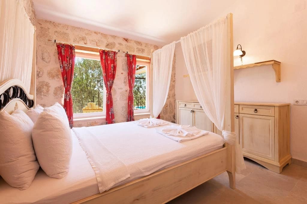 Villa Olives Korunaklı Havuz 17