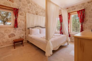 Villa Olives Korunaklı Havuz 93