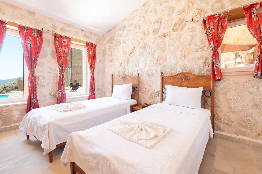 Villa Olives Korunaklı Havuz 65