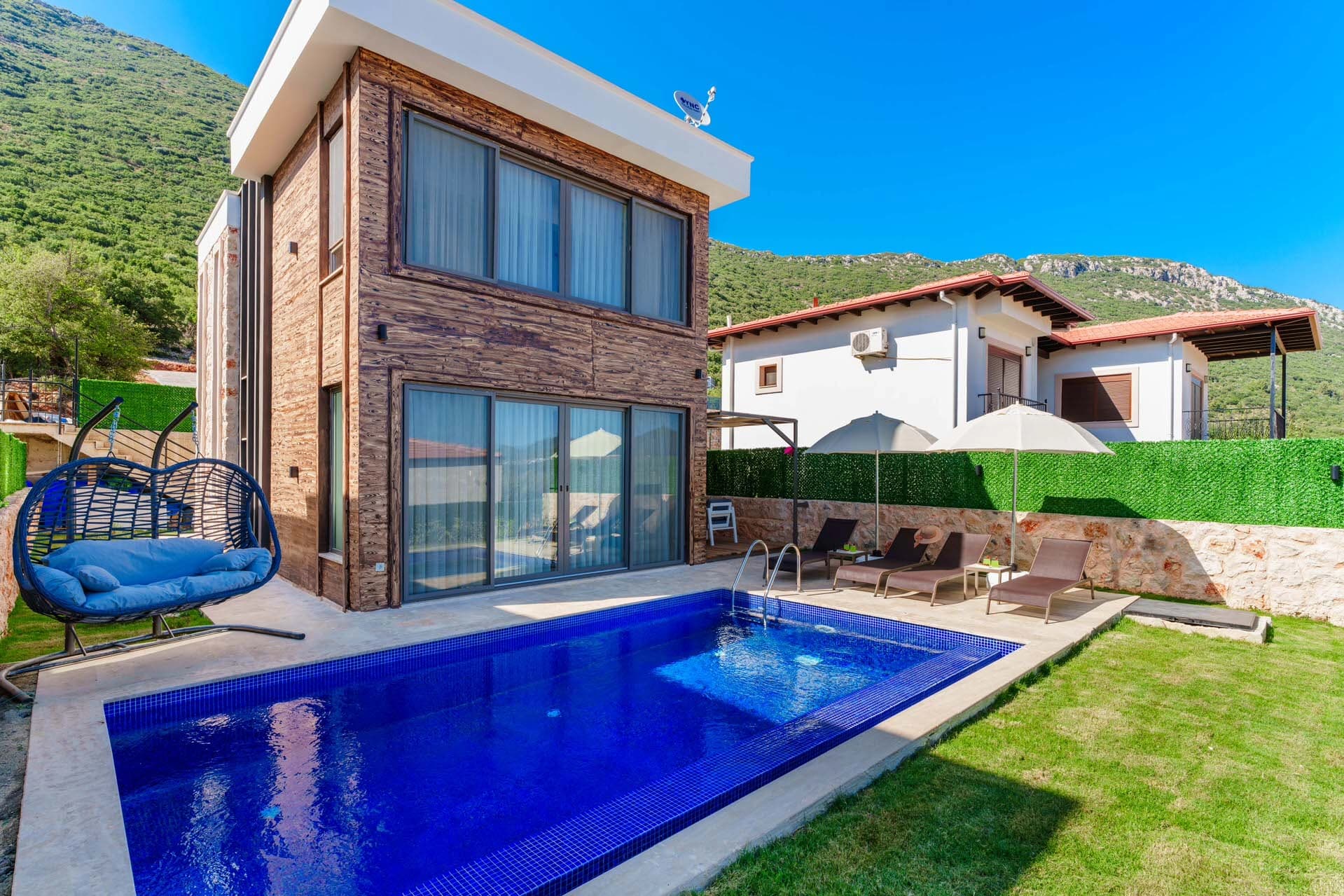 Villa Brow Korunaklı Havuz 41