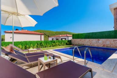Villa Brow Korunaklı Havuz 83