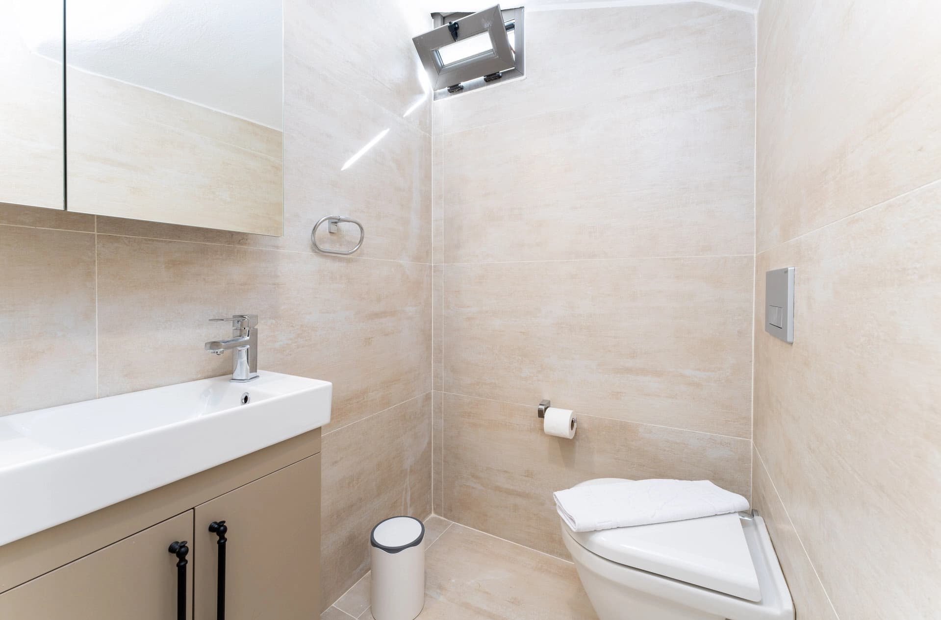 Villa Brow Korunaklı Havuz 65