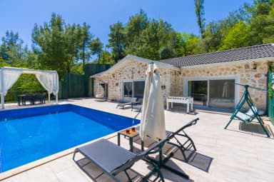 Villa Luxury İslamlar Korunaklı Havuz 66