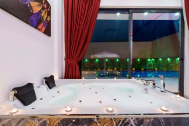 Villa Özmen Çocuk Havuzu 10