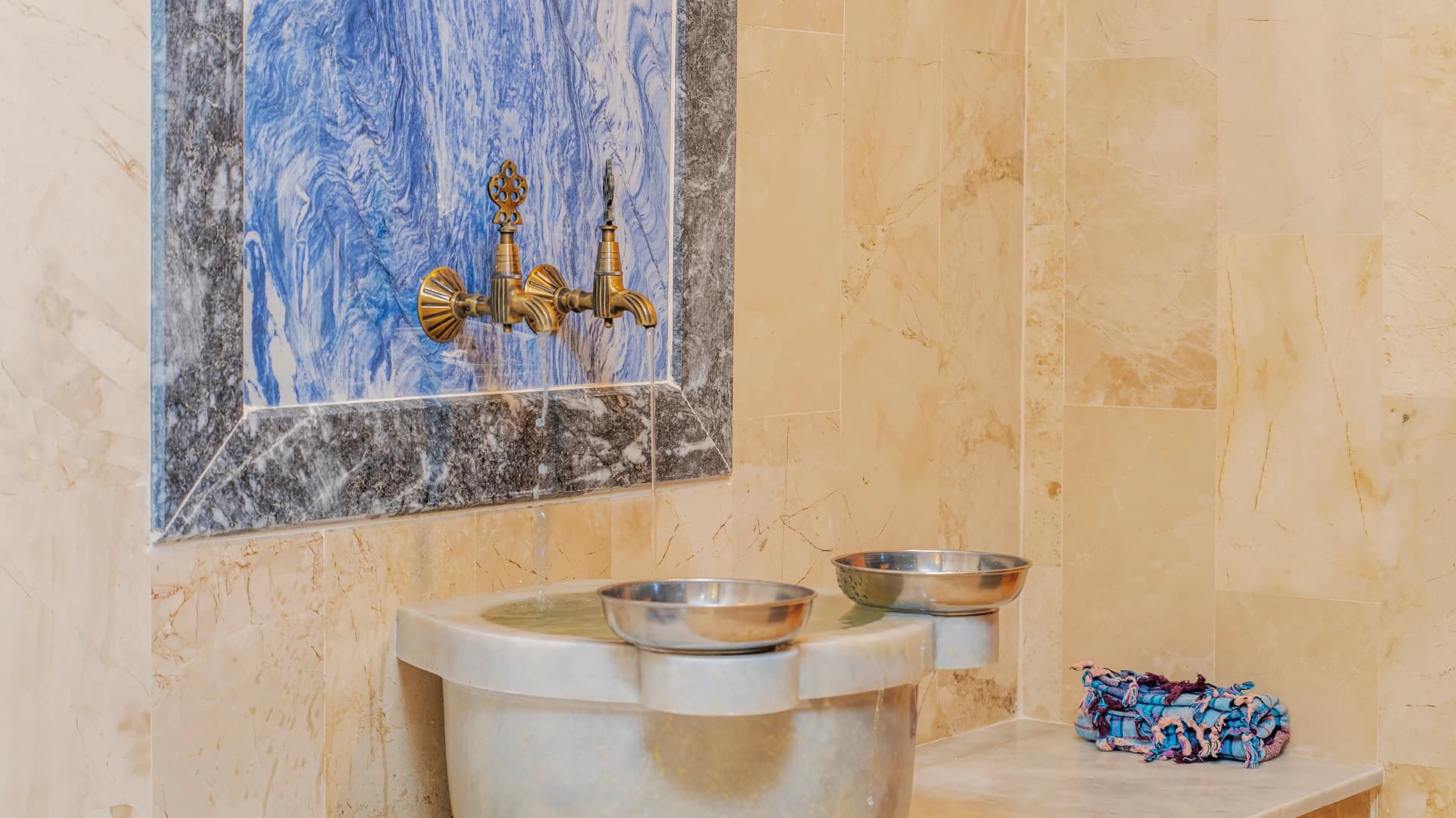 Suit Almila Kalkan 79