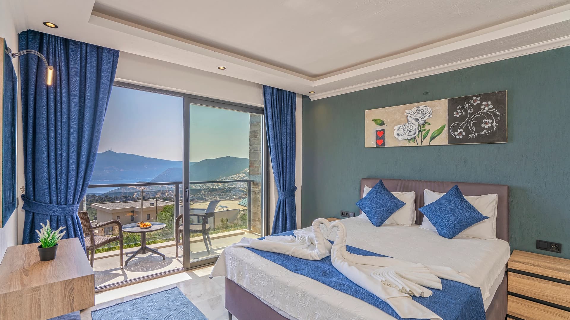 Suit Almila Kalkan 71