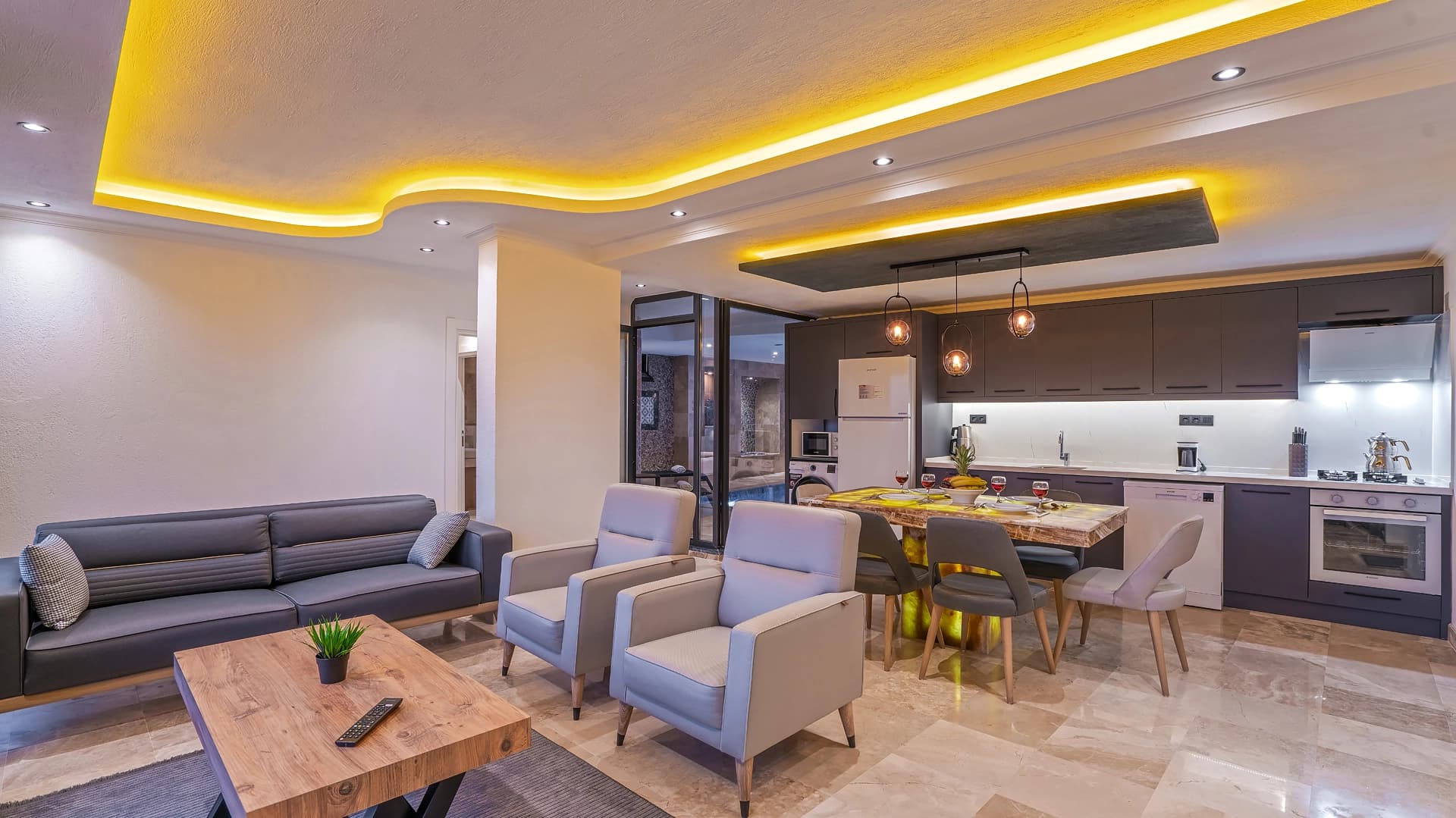 Suit Almila Kalkan 29