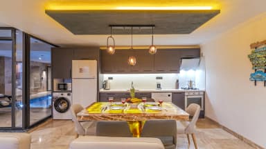 Suit Almila Korunaklı Havuz 36