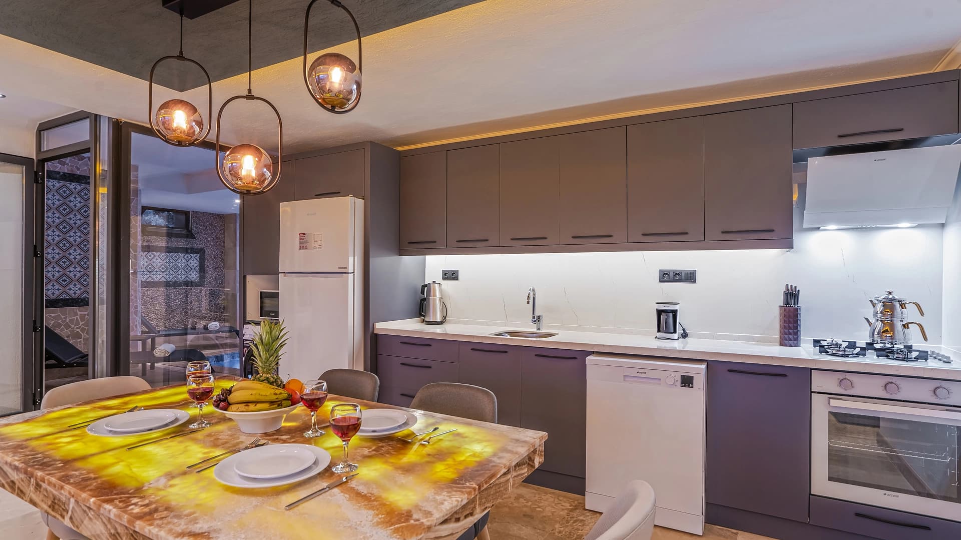 Suit Almila Kalkan 43