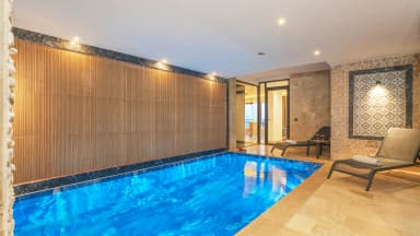 Suit Almila Korunaklı Havuz 38