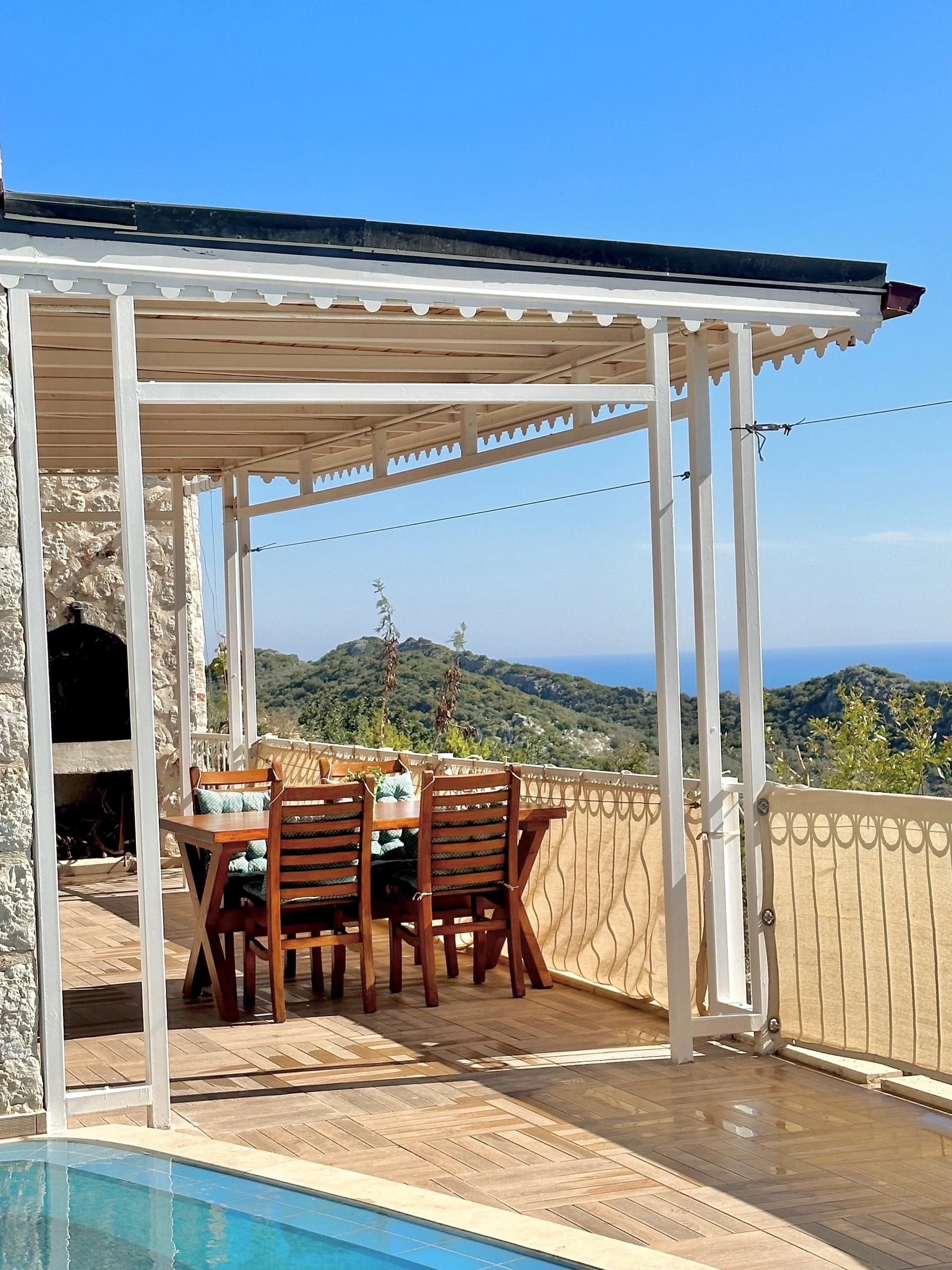 Villa Berat Korunaklı Havuz 42