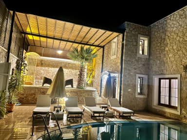 Villa Berat Korunaklı Havuz 56