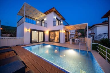 Villa Sevinç Özel Havuzlu 99
