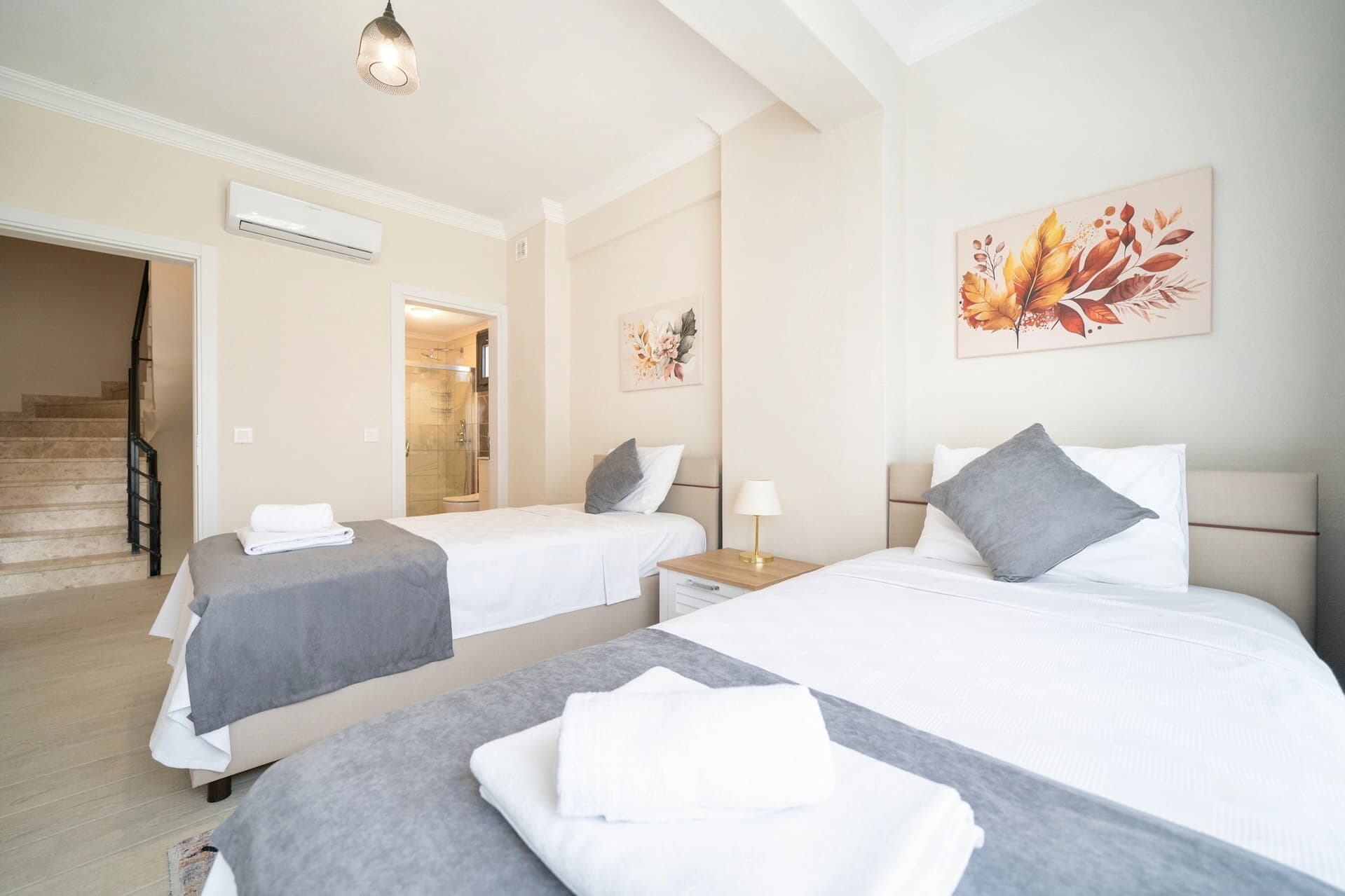 Villa Egem Kekik Korunaklı Havuz 85