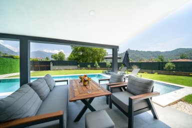 Villa Egem Kekik Korunaklı Havuz 49