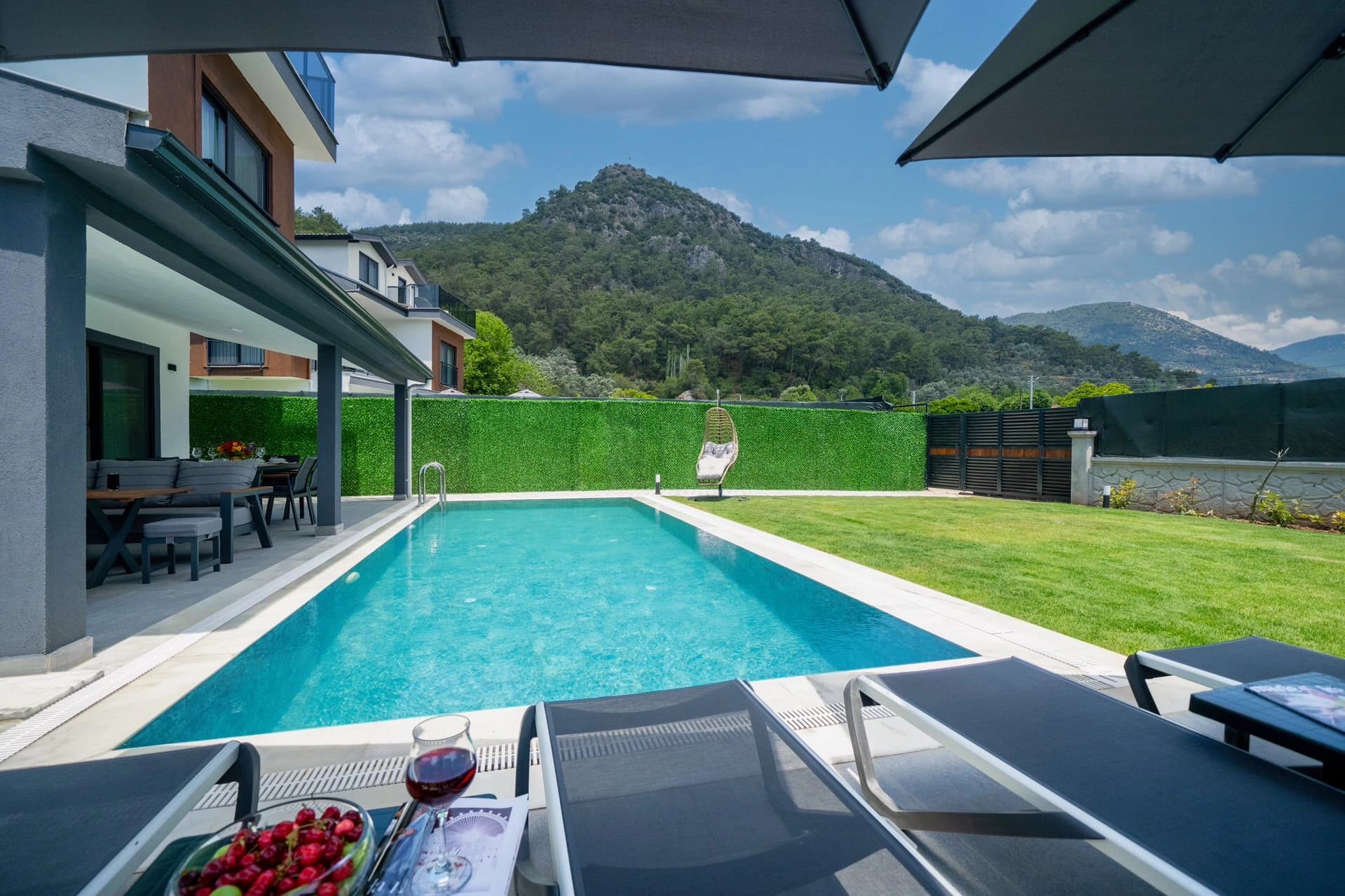 Villa Egem Kekik Korunaklı Havuz 33