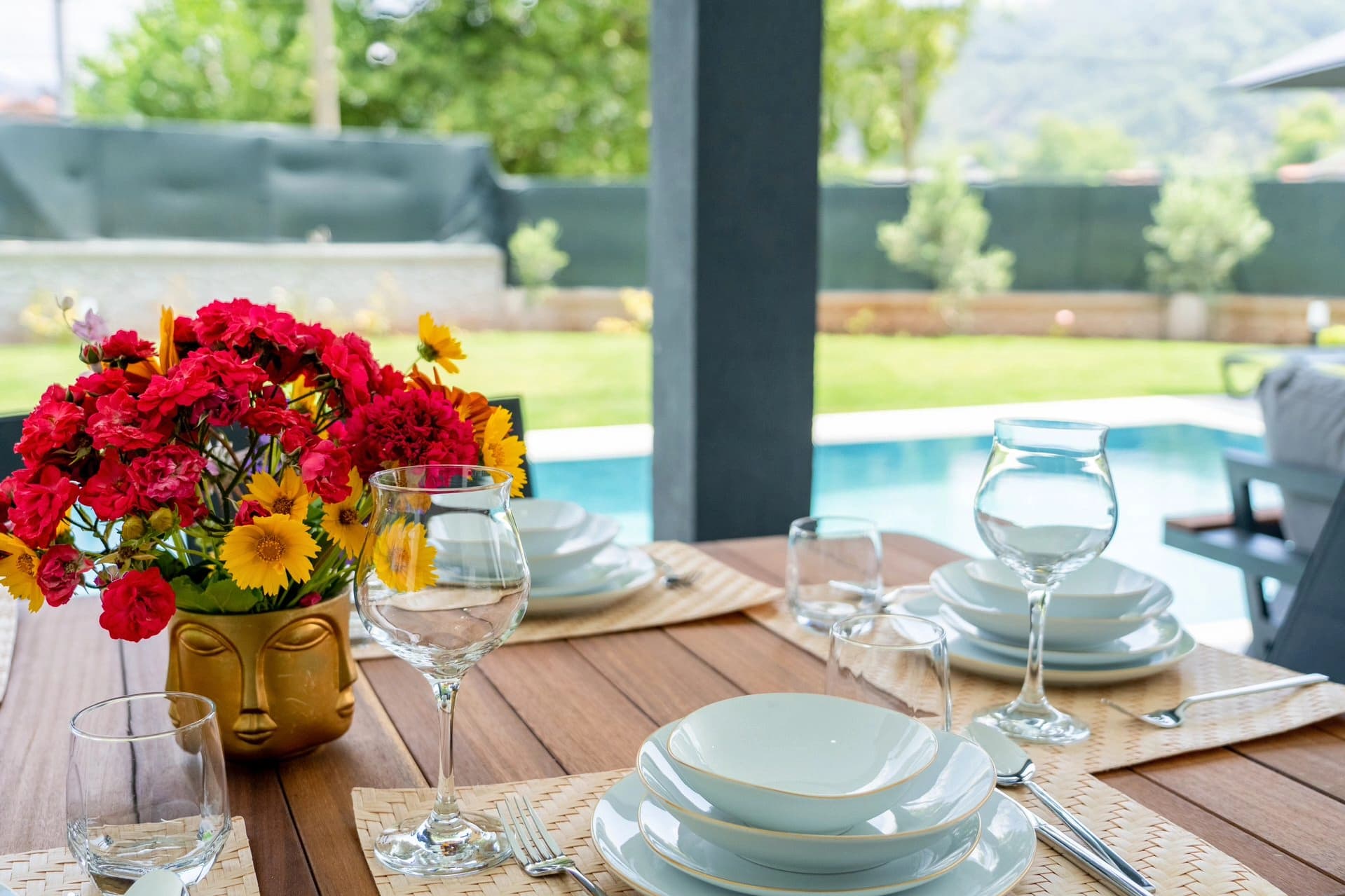 Villa Egem Kekik Korunaklı Havuz 75